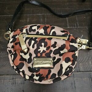 Betsey Johnson Mini Crossbody Purse‎ Cheetah NWOT Stylish Chic Bag Gold Accents